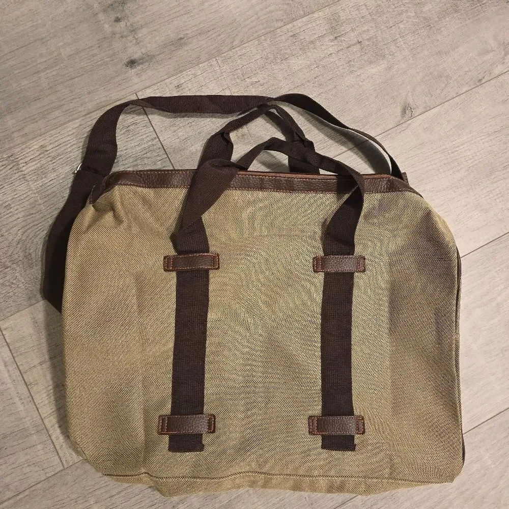 NWOT Tommy Bahama Khaki Twill Weekender Duffle Bag